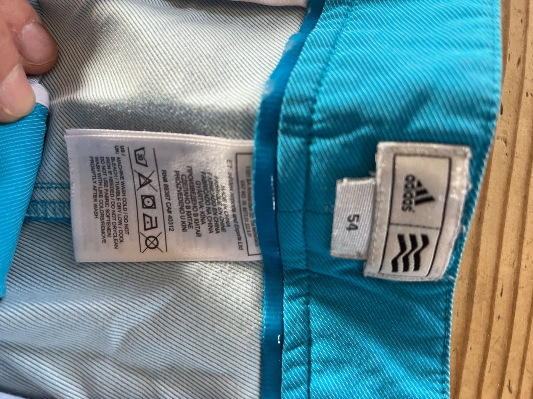 Hosen: Short turquoise Taille 54 patricia – Gebraucht aus Veyrier von kimedovapa 1