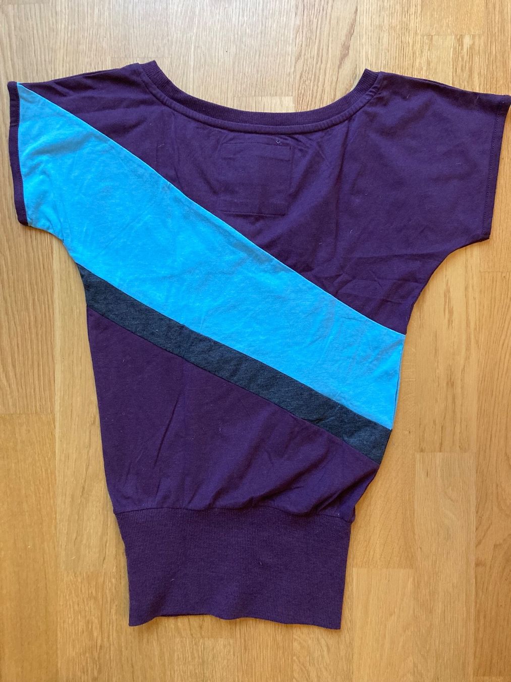 Top: Tshirt | Kazane * Gr. S – Nuovo (secondo la descrizione) da Basel venduto da AufeinenBlick 3