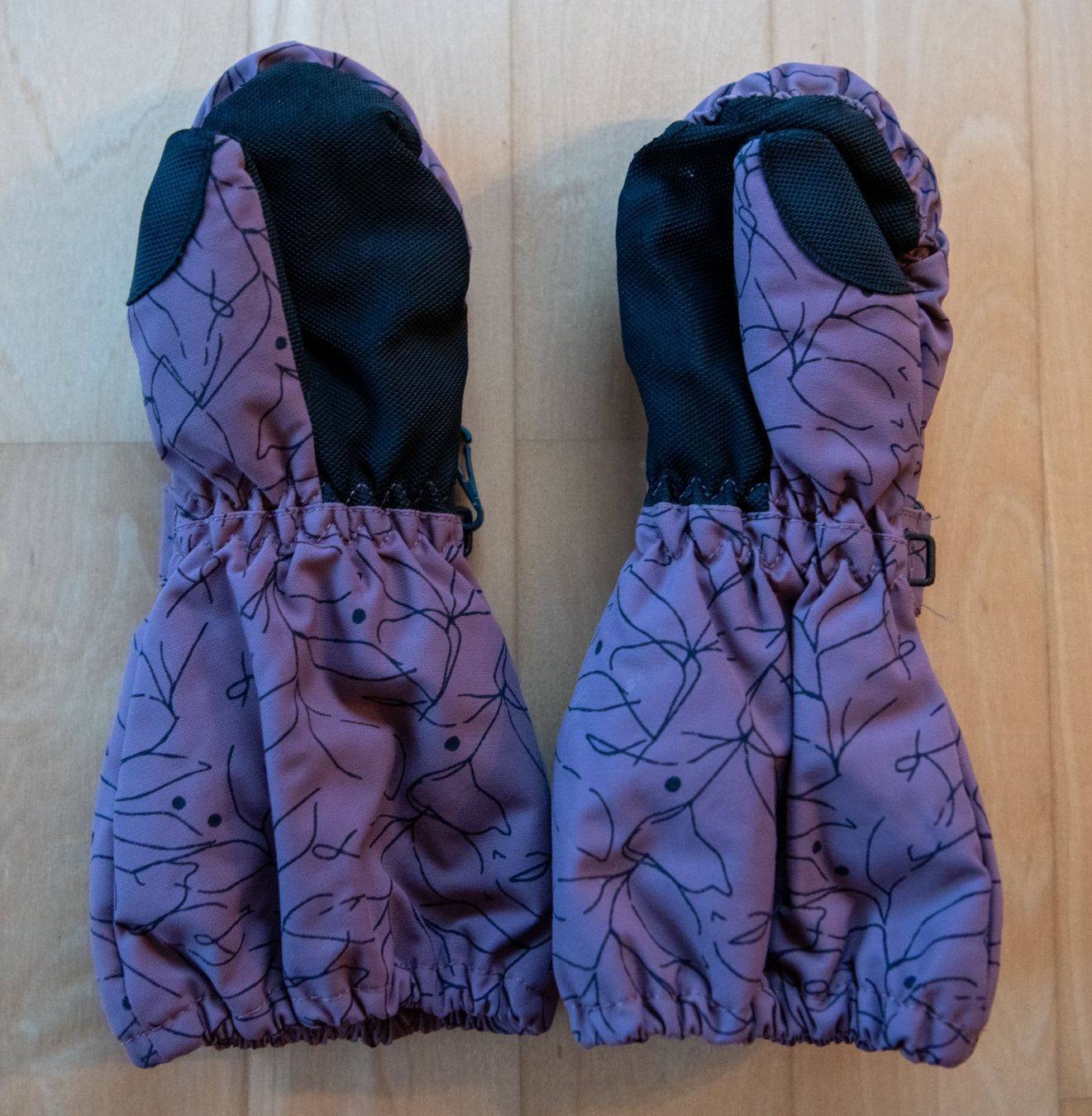 Pomp de Lux Guanti: Handschuhe von Pomp de Lux, Gr. 98/104 – Usato da Meilen venduto da luca70 1