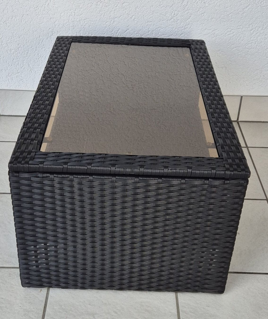 Tische: Gartentisch Rattan-Optik, mit Glasplatte, Ablage – Gebraucht aus Grosswangen von fridolin137 2