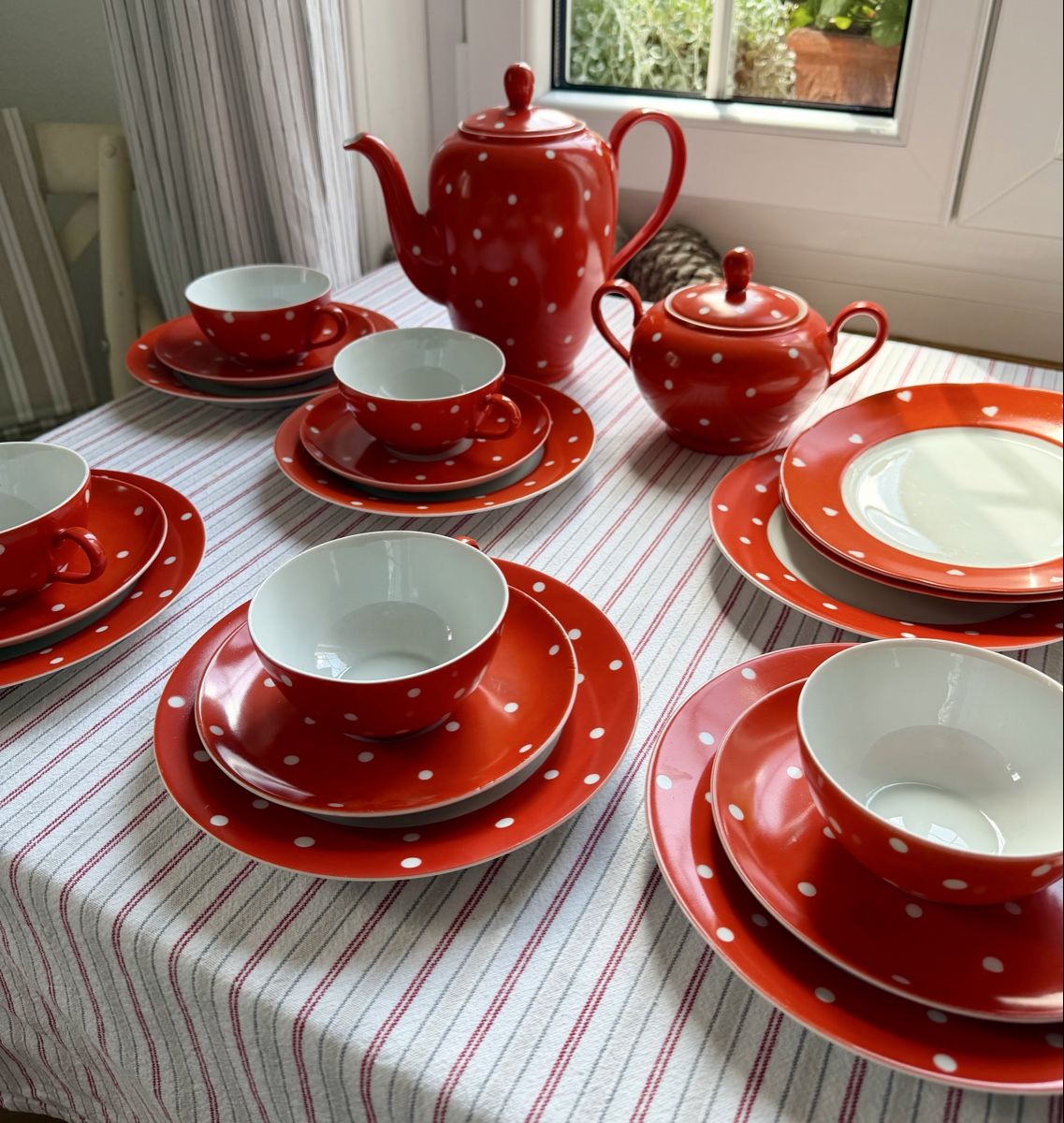 Set di piatti: Kaffeeservice 20-teilig Bosco – Usato da Fribourg venduto da Fmia