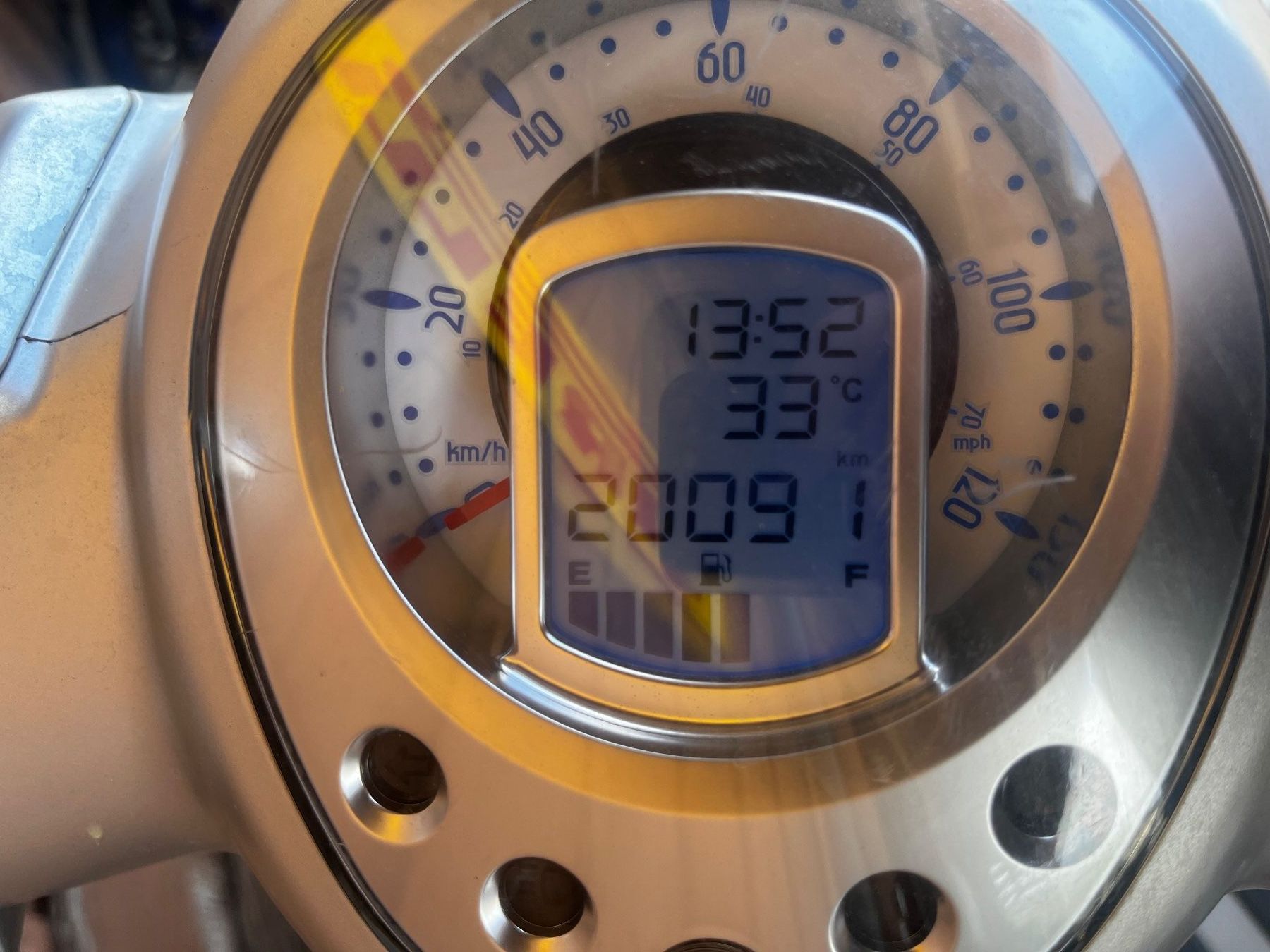 Peugeot Scooters: Peugeot Django 125cc Roller silber – D'occasion à Laufen par Dreier_Motos_AG 4