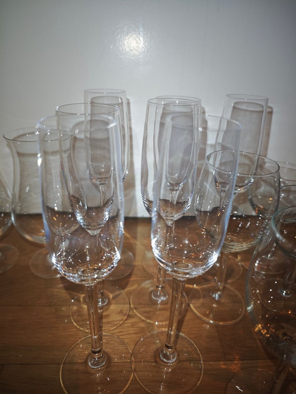 Verres: Wein & Champagnergläser – D'occasion à Bonstetten par lin_fy7n 3