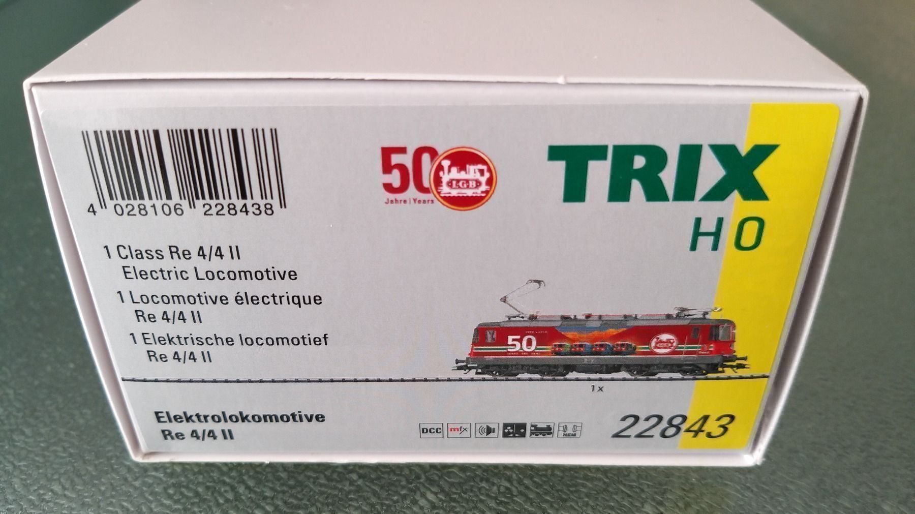 Trix Modellini di ferrovie: Trix 22843 - E-Lok Re 420 DCC/MFX/Sound – Nuovo e nell'imballaggio originale da Rotkreuz venduto da MOBAHN-1zu87 2