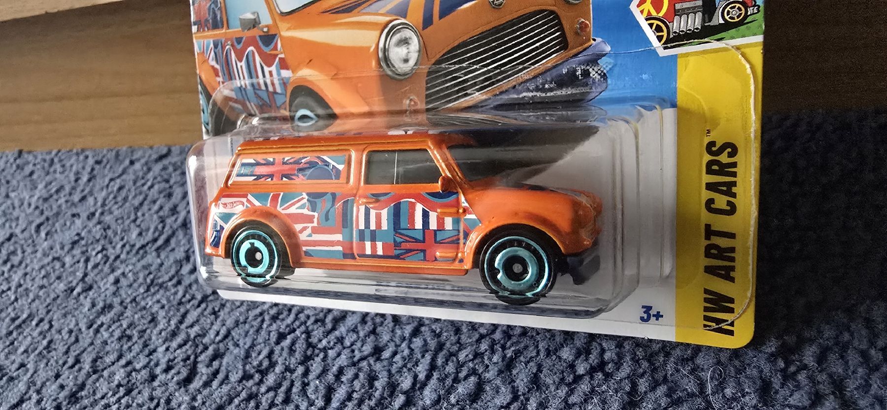 Hot Wheels Modellautos: 1967 Austin Mini Van – Neu und originalverpackt aus Merligen von SwissMini27 1