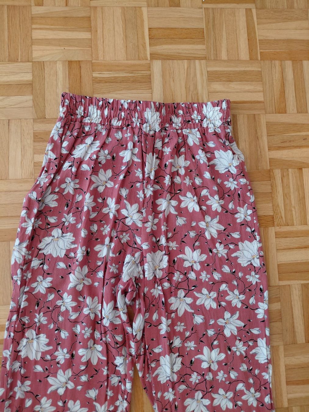 Pantaloni: Neue Damen Sommer Hose gr S – Nuovo (secondo la descrizione) da Aesch BL venduto da shiva0211 2