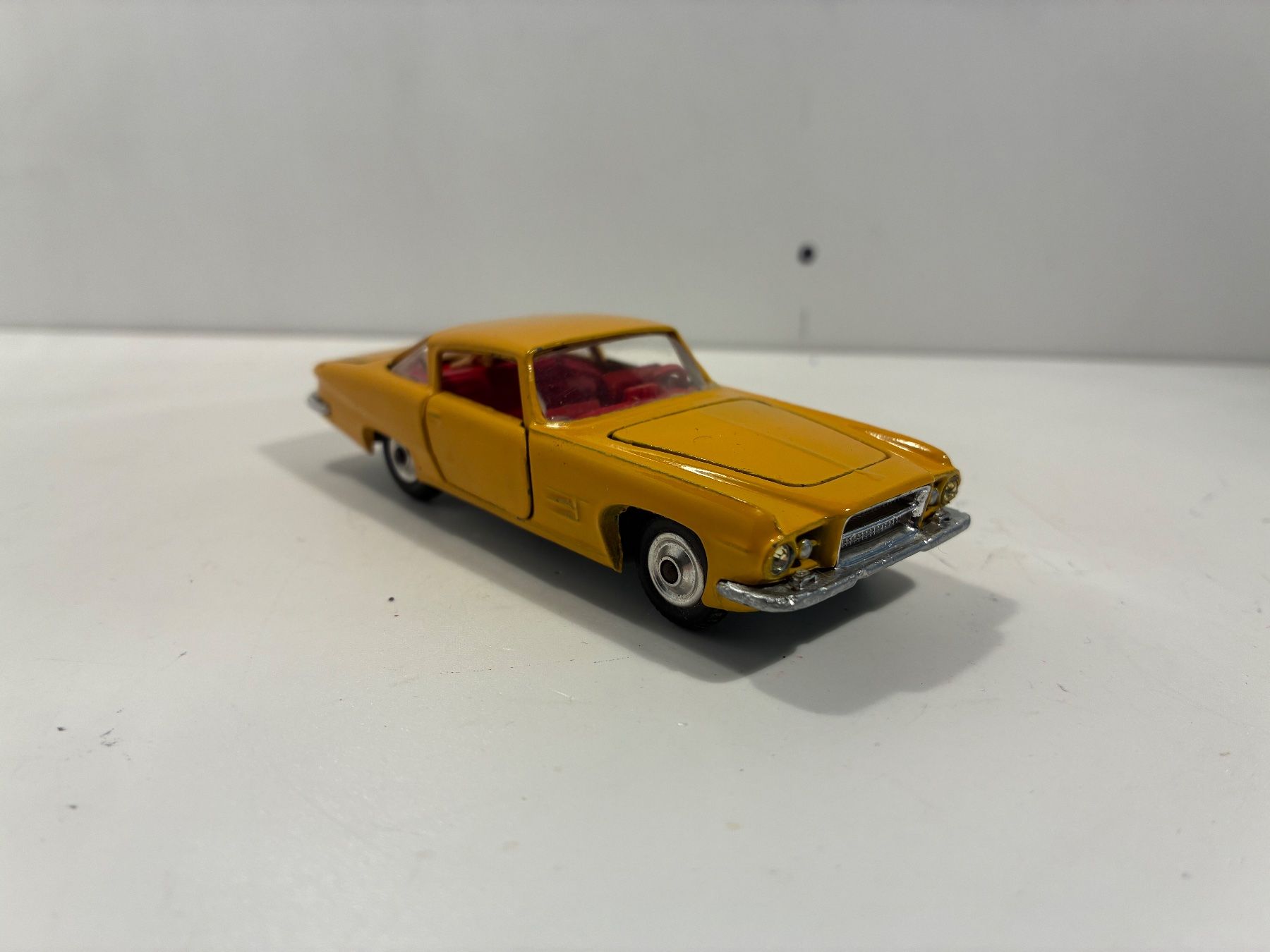 Corgi Toys Voitures modèles: Corgi Chrysler – D'occasion à Gümmenen par Supererland 2