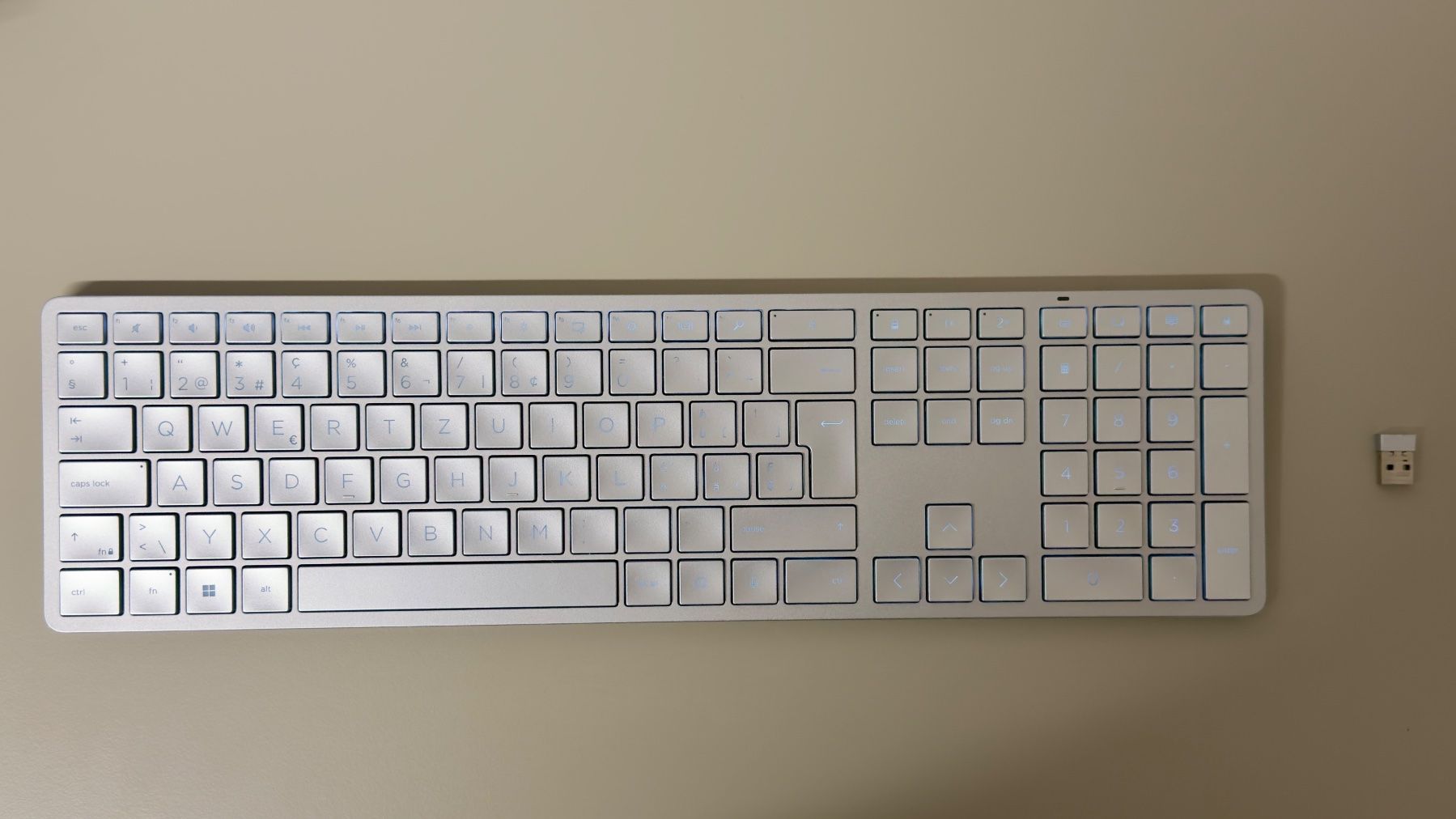 Hewlett Packard Tastaturen: HP 970 Tastatur – Gebraucht aus Wölflinswil von sir_w9lr
