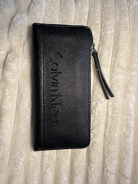 Portefeuilles: Calvin Klein Portmonnai – D'occasion à Kehrsatz par ale_zpc6