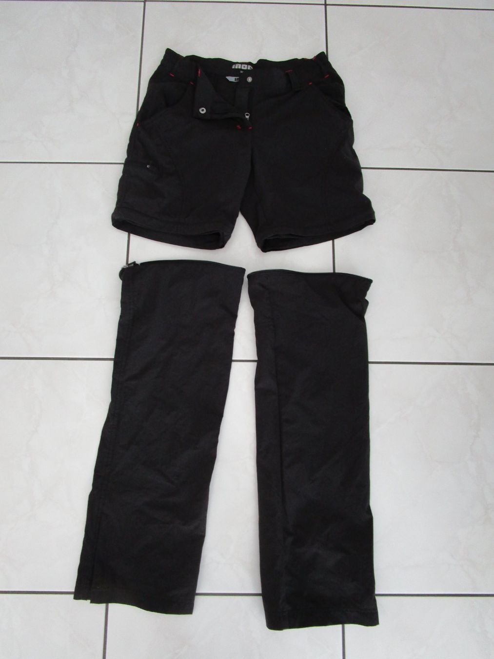 Pantaloni: Zip-Hose Wanderhose Gr. 36 INOC schwarz – Usato da Volketswil venduto da Megaissimo 2