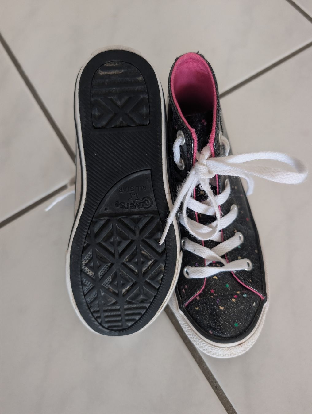 Converse Scarpe per ragazze: Coole Converse Sneaker – Usato da Trimmis venduto da Blueberry123 2