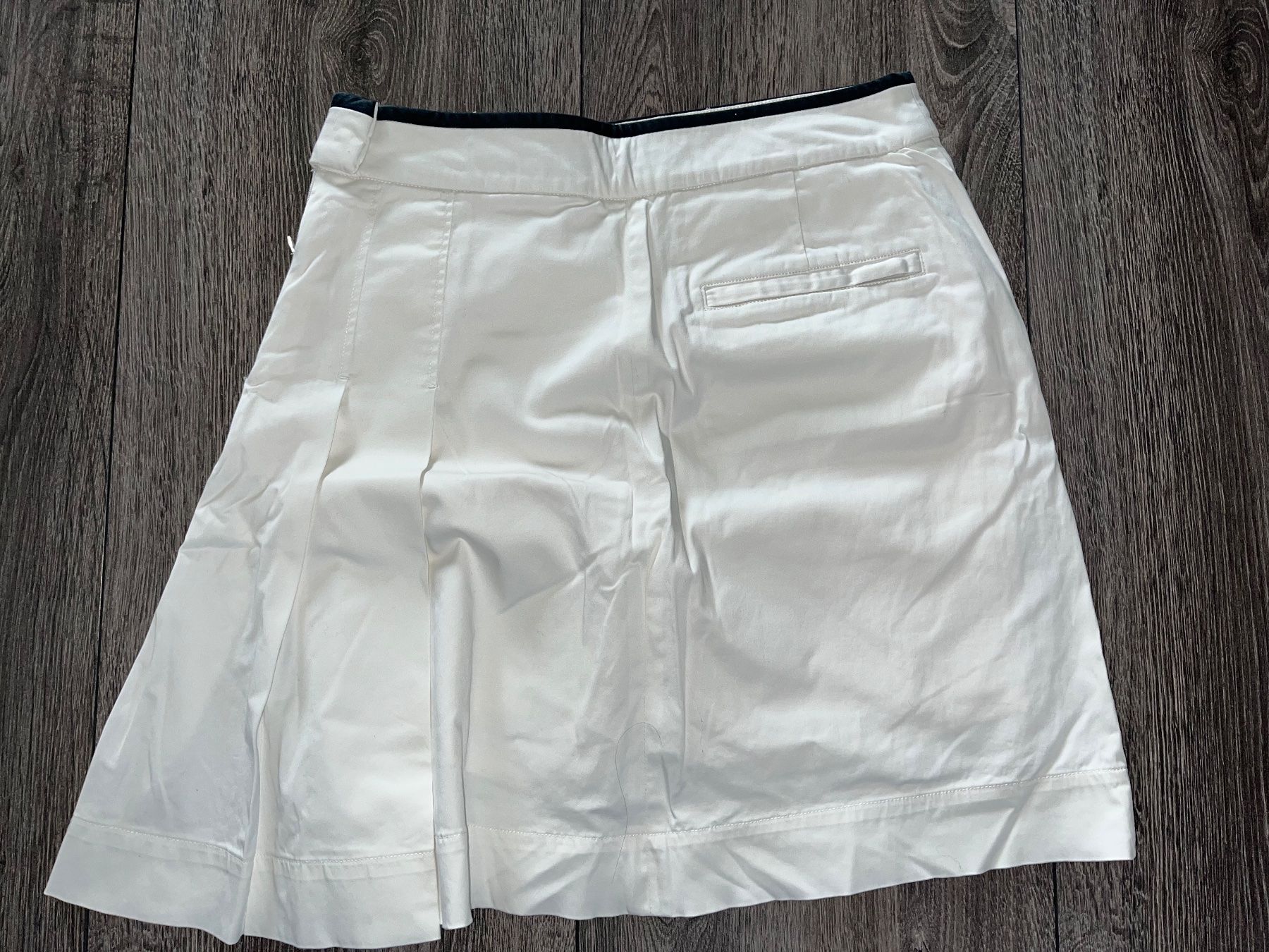 Ralph Lauren Gonne: Ralph Lauren Golf Gr 8 M Rock – Usato da Gwatt (Thun) venduto da Letzte-Chance-III