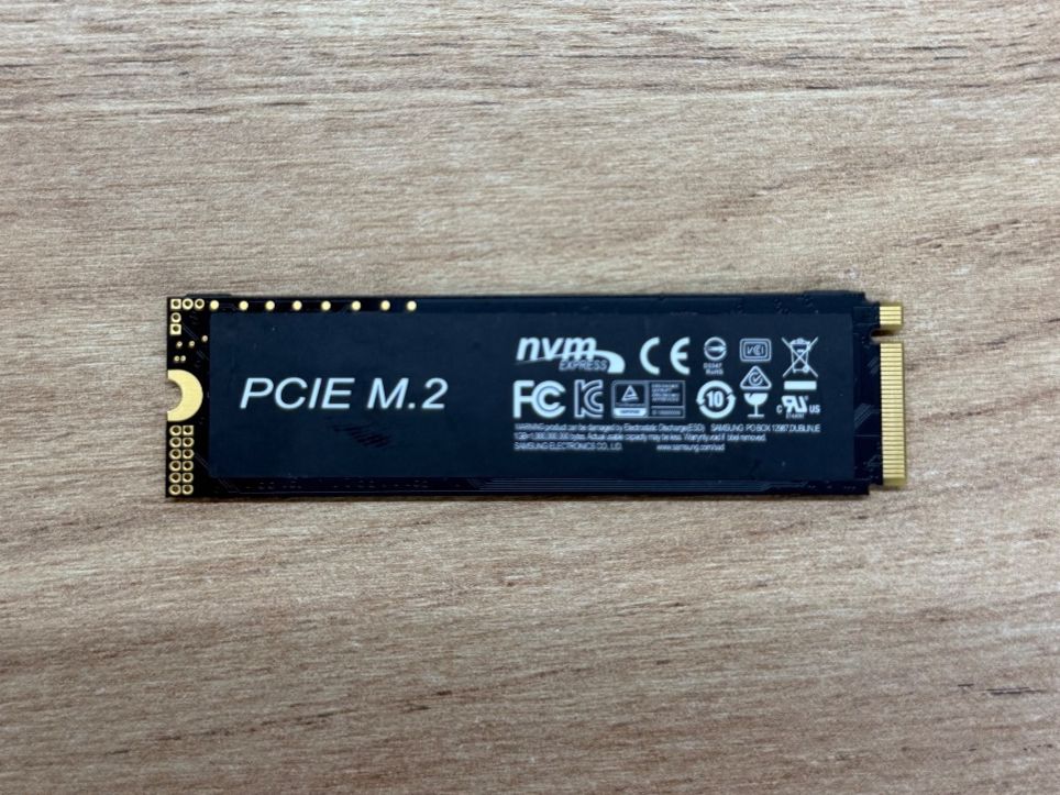 Samsung Harddisks: 2TB Samsung 990 Pro M.2 SSD – Gebraucht aus Bad Zurzach von AlfistaProta 1