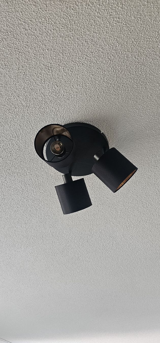 Lampadari & plafoniere: 2x Deckenlampe für je 25.- – Usato da Gipf-Oberfrick venduto da Stefania02-91