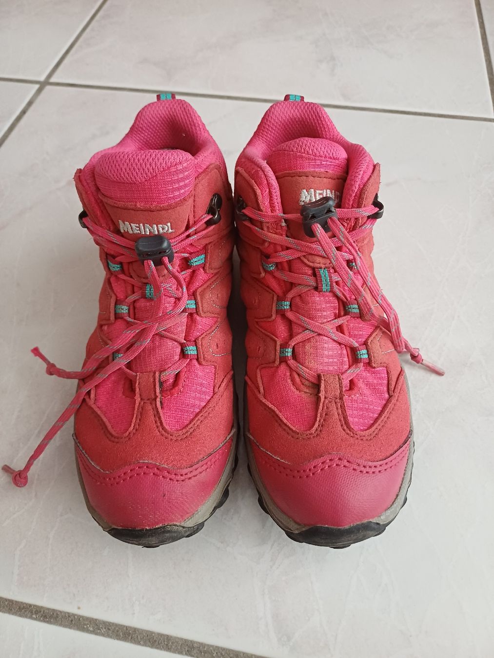 Meindl Scarpe per ragazzi: Wanderschuhe Gr.31 Meindl – Usato da Unterägeri venduto da huc_2gsq