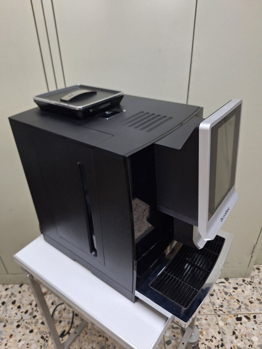 Macchine per caffè & Macchine per espresso: Machine à café professionelle Dr.Coffee F08 – Difettoso da Laconnex venduto da Patkek29 2