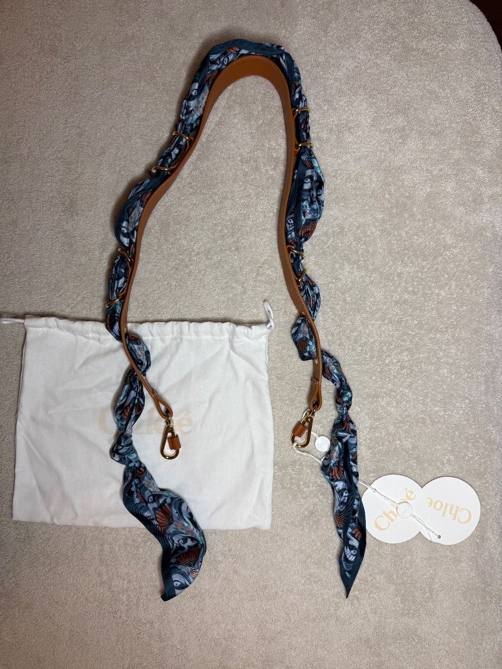 Chloé Altro in  Abbigliamento & Accessori: Bandoulière de sac Chloé – Usato da La Neuveville venduto da ste_rk86