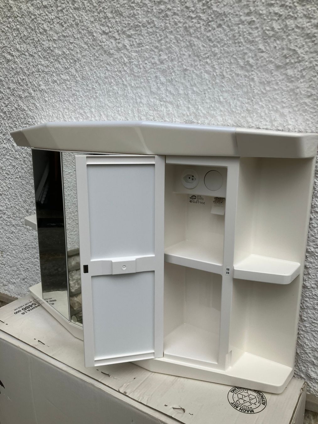 Armadietti a specchio: armoire de salle bains – Nuovo e nell'imballaggio originale da Tavannes venduto da dada017 2
