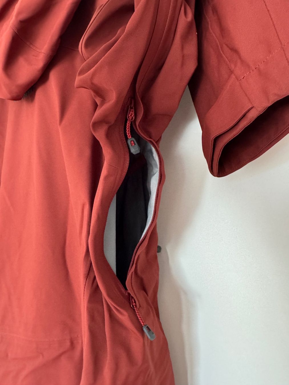 Mammut Jacken: Mammut Hardshell Ski/Snowboard Jacke – Gebraucht aus Winterthur von Buzzi... 5