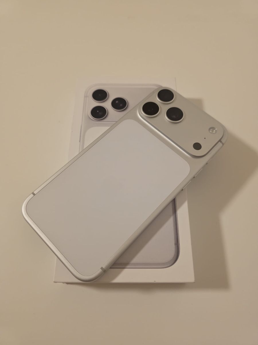 Apple Handys / Smartphones: iPhone 17 pro Max 256gb Silver – Gebraucht aus Rossemaison von SZ_1291 3