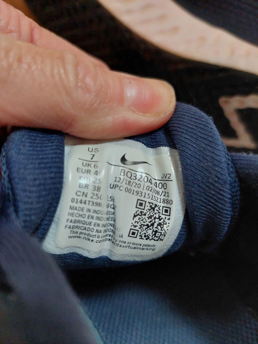 Nike Scarpe da uomo: Nike Revolution Schuhe, Gr. 40, navy – Usato da Schenkon venduto da rausausdemhaus 2