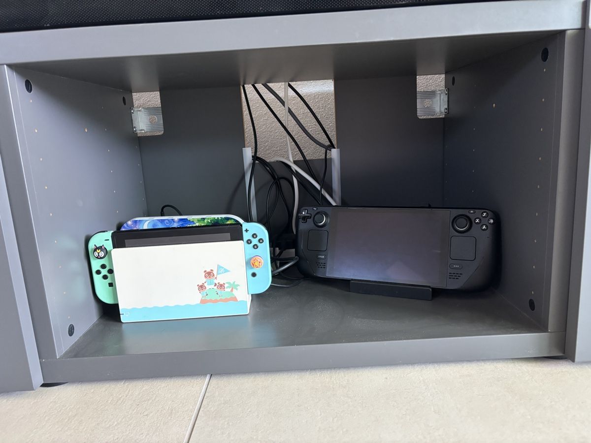 Ikea Mobili TV: Tv stand IKEA BESTA – Usato da Egg b. Zürich venduto da jen_hm7m 6