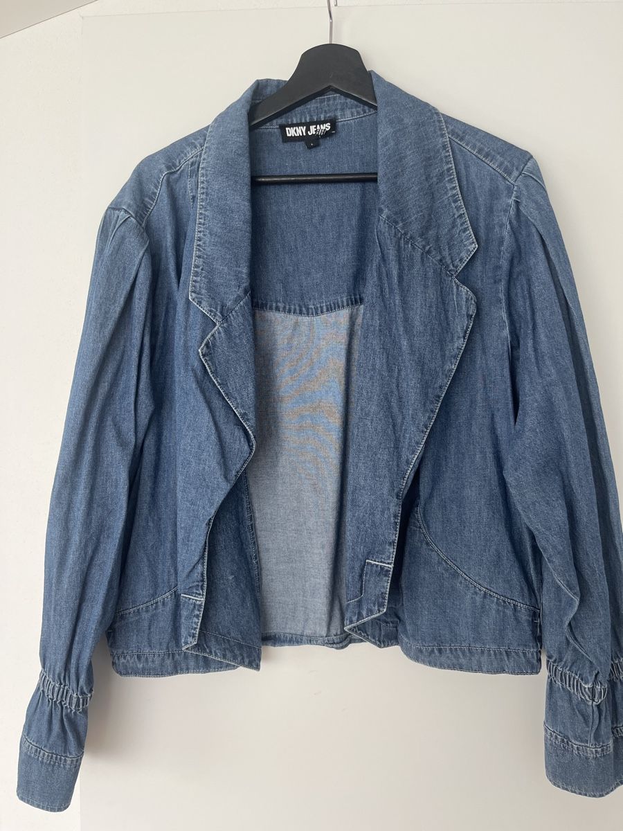 Vestes: Vintage Jeansjacke mit Puffärmeln – Neuf (Voir description) à Emmenbrücke par zak_5wtm 3