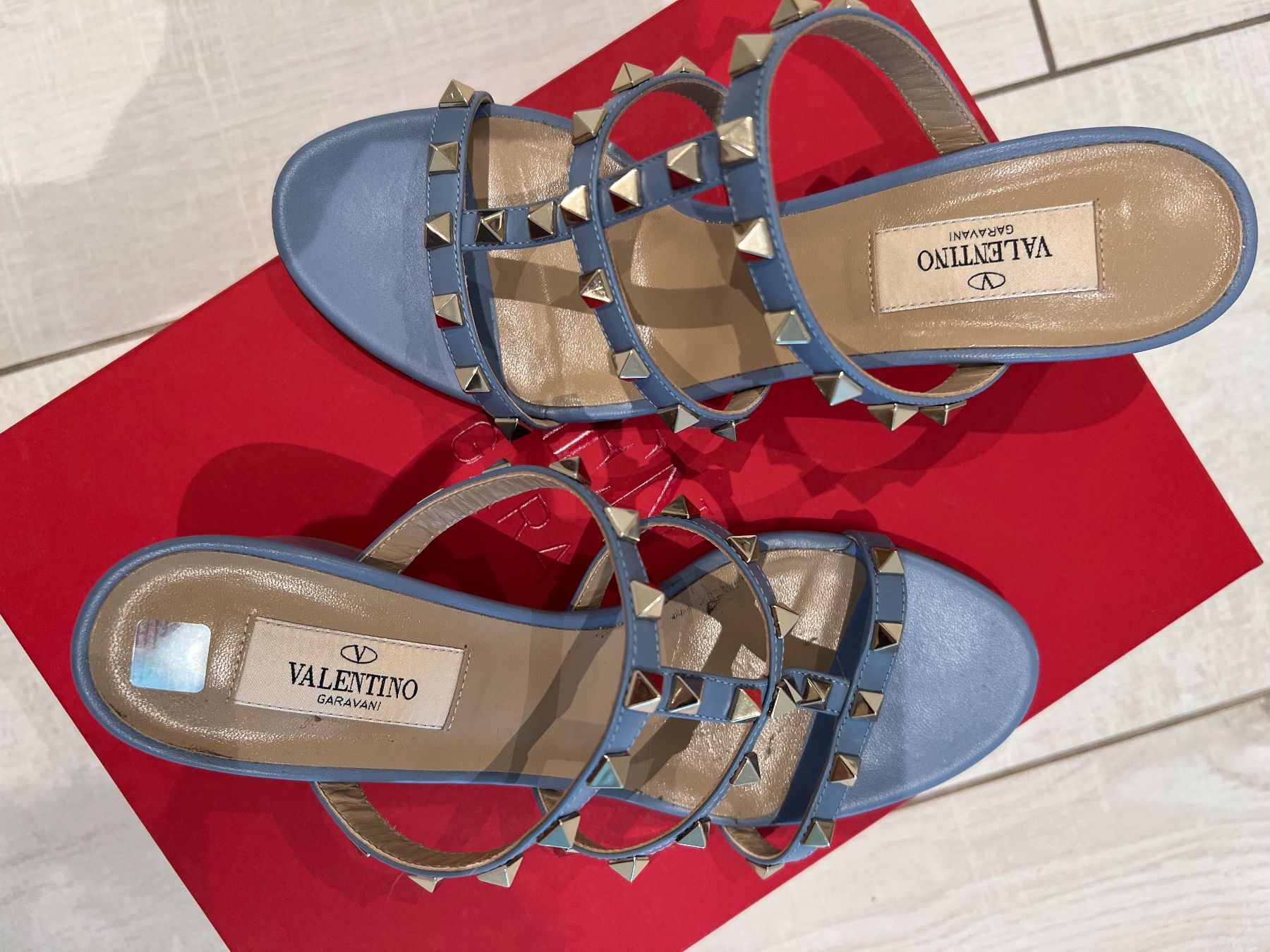 Valentino Scarpe da donna: VALENTINO GARAVANI ROCKSTUD MULES BLUE – Nuovo (secondo la descrizione) da RICHTERSWIL venduto da mftjt63 9