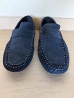 Mocassins en daim bleu, p. 42