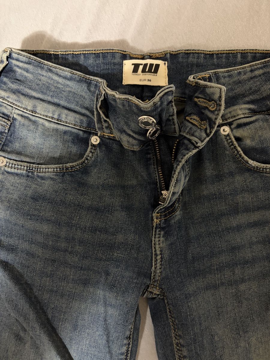 Tally Weijl Jeans: Bootcut Jeans – D'occasion à Kaisten par r_w 2
