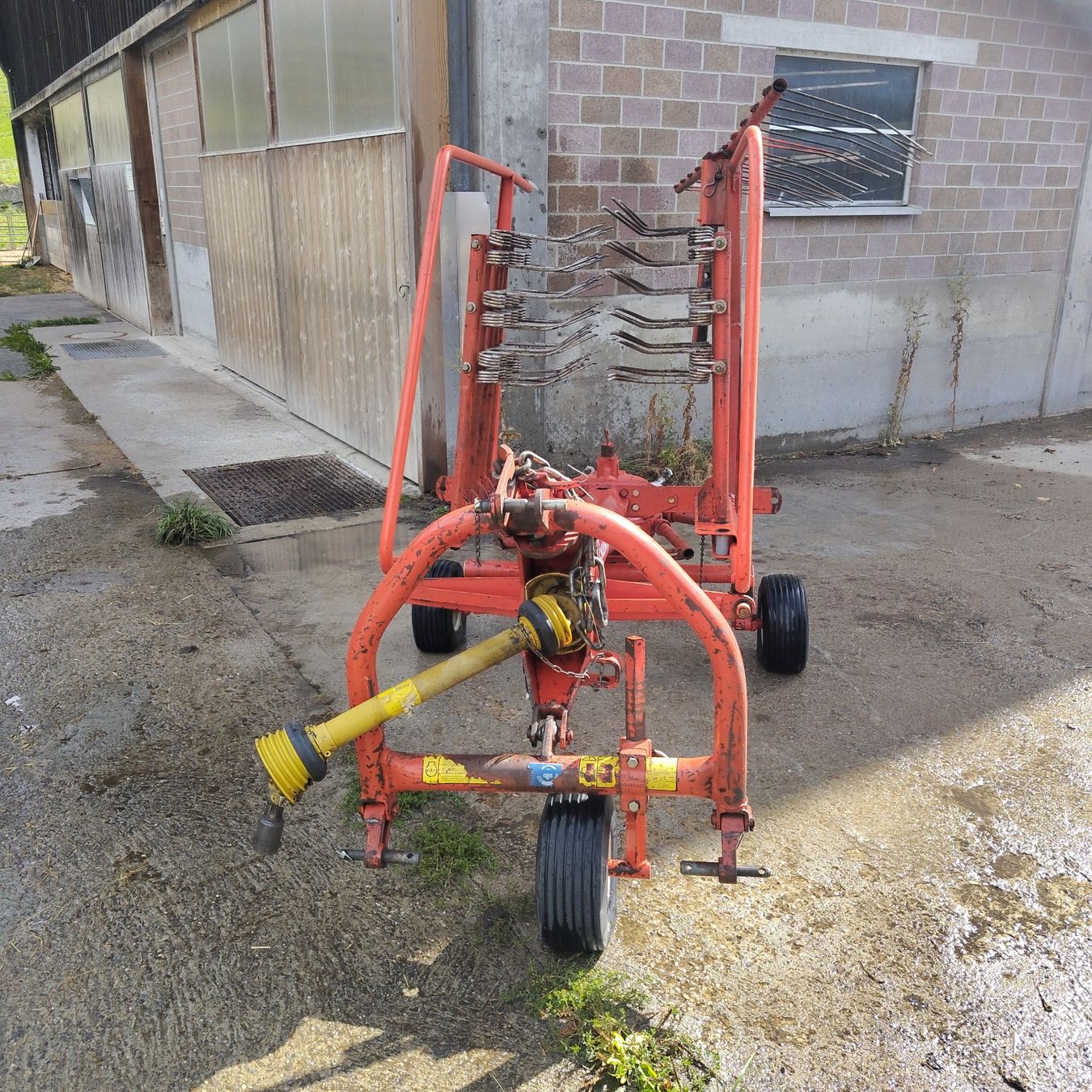 Kuhn Fauchage: Kreiselschwader Kuhn – D'occasion à Herisau par kobiza 3