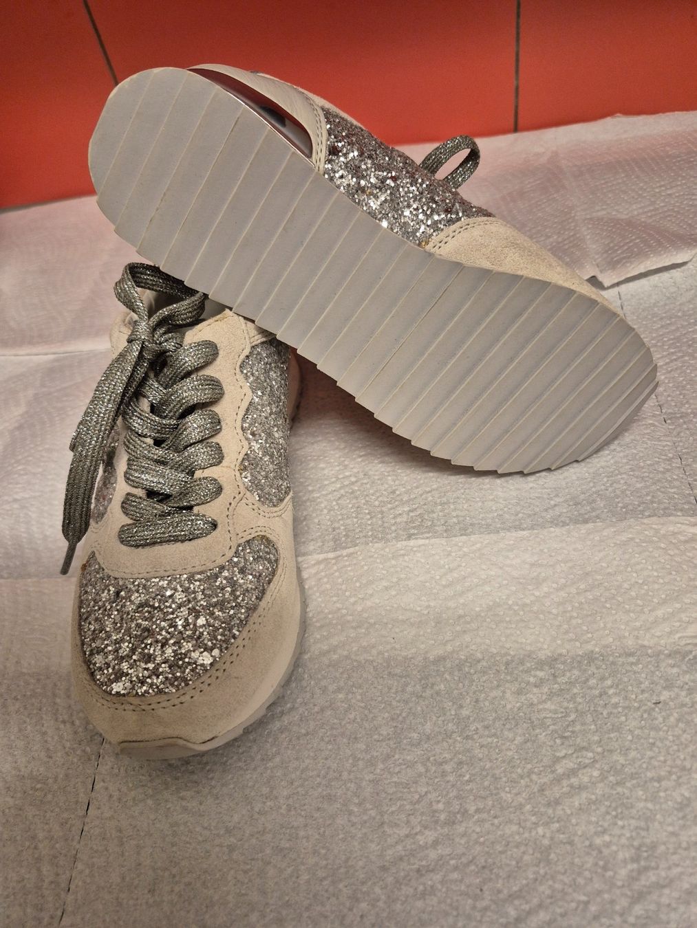 Navyboot Scarpe da donna: Glitzer Sneaker silber, Grösse 35, Top Zustand NAVYBOOT – Usato da Zürich venduto da Roberto040 5