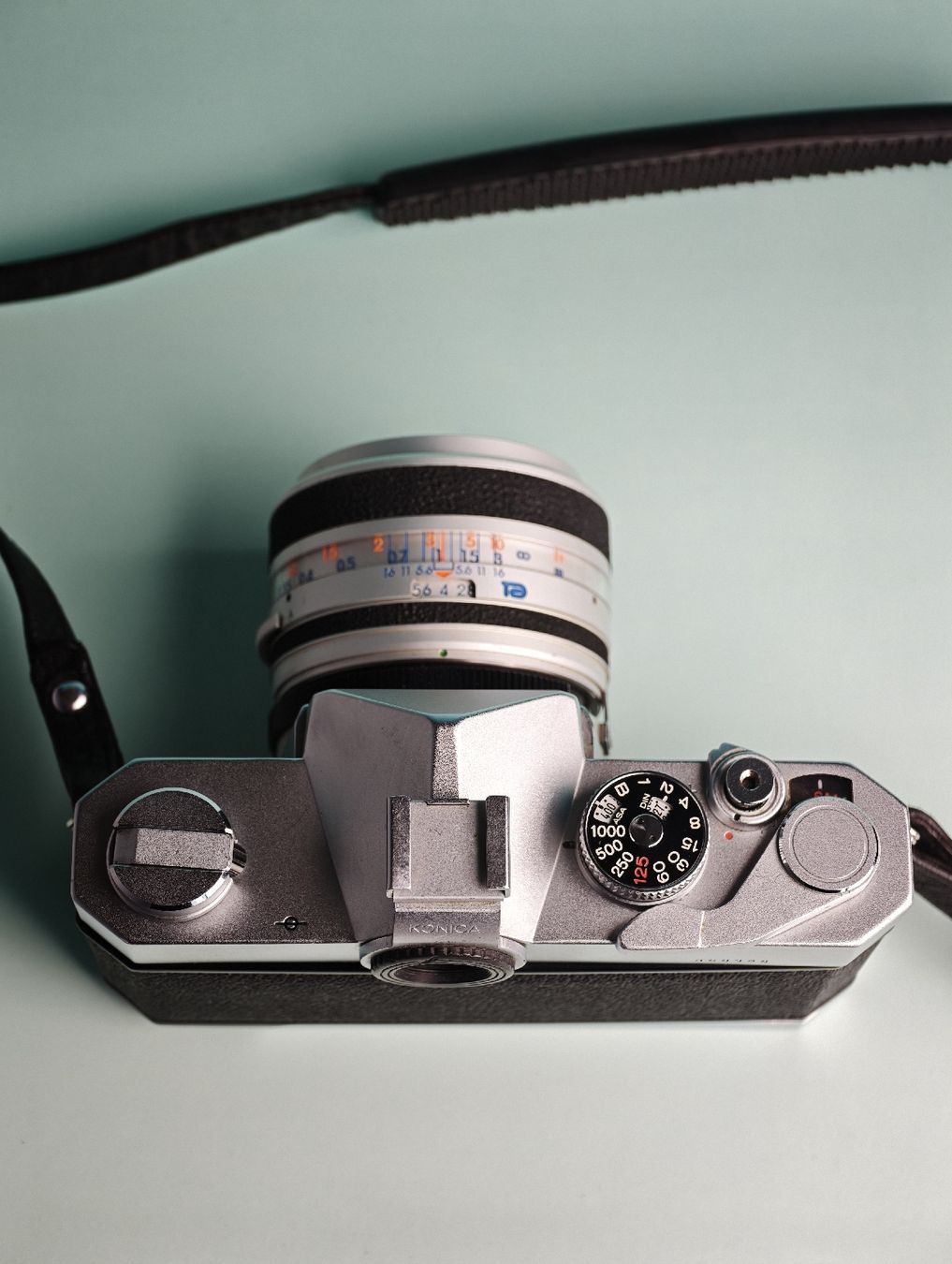 Konica Fotocamera: Konica Autoreflex T – Usato da Oron-le-Châtel venduto da max_zg5l 5