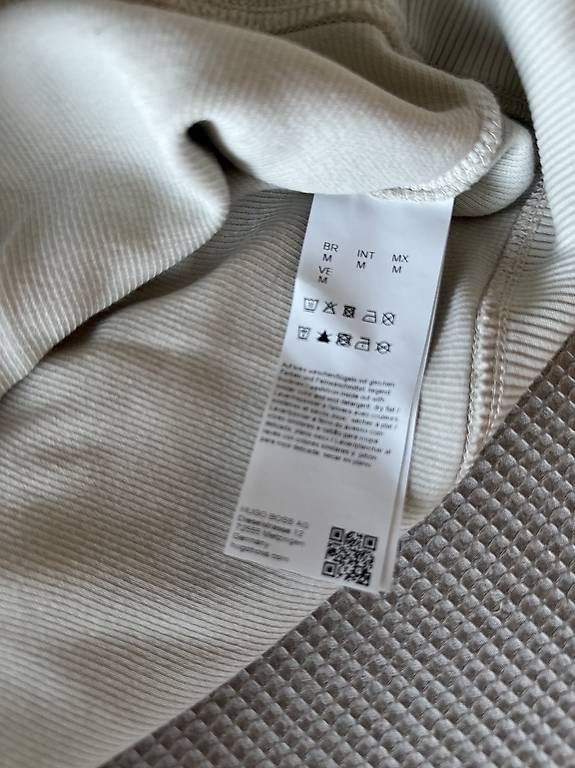 Maglioni & Felpe: BOSS Pullover ungetragen Gr. M – Nuovo e nell'imballaggio originale da Allschwil venduto da nic_6yf6 4
