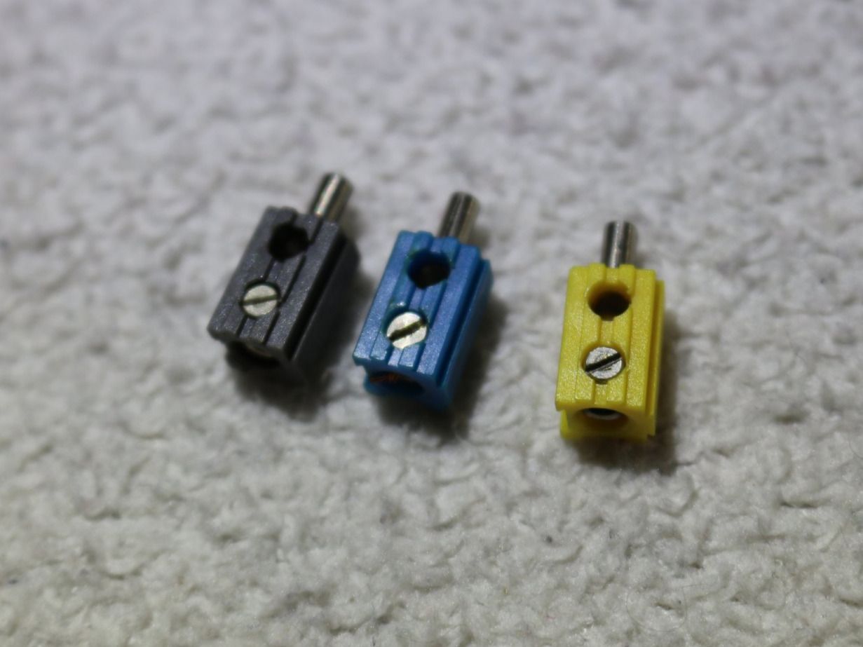 Modellini di ferrovie: H0 Steckers mit Querloch - Set mit 31 Stk. spezielle Version – Usato da Roveredo GR venduto da ManolitoBoris