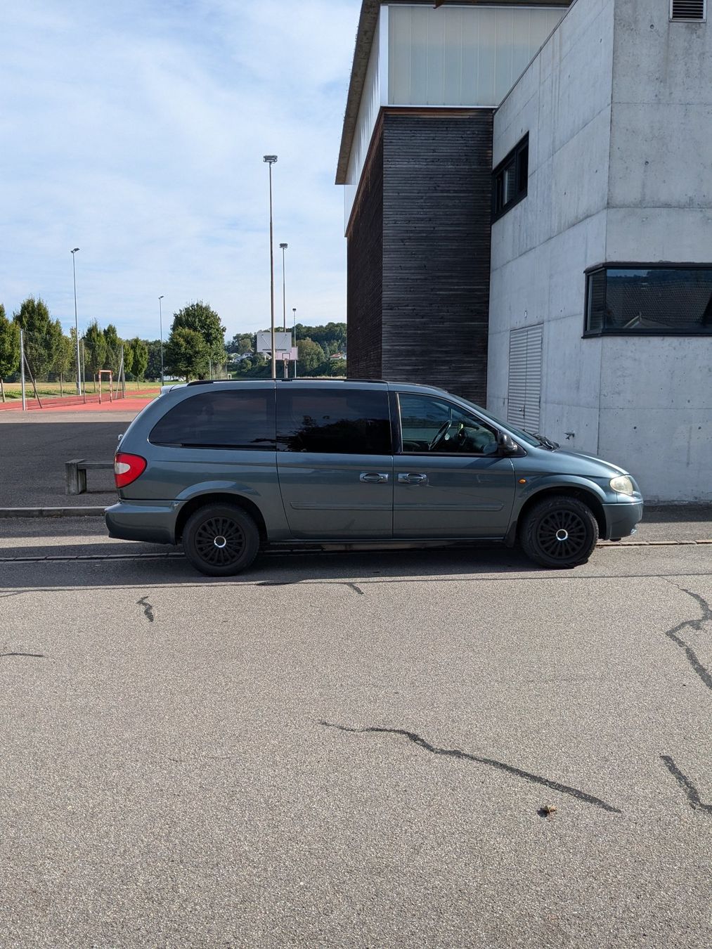 Chrysler Autos: Chrysler Grand Voyager 2.8 CRD – Gebraucht aus Scherz von Silvan52 3