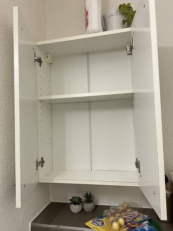 Armadi: Badezimmerschrank weiss Hochglanz  – Usato da Neuenhof venduto da lpa_j6rr 1