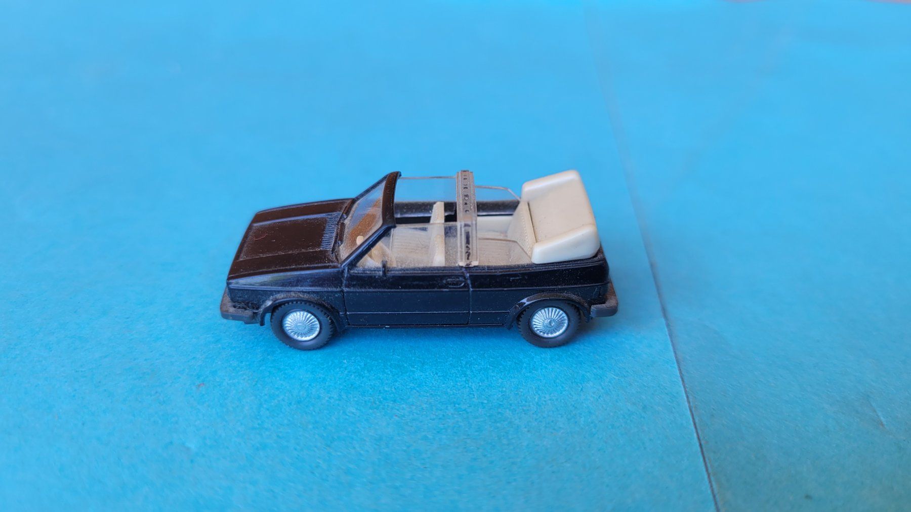 Volkswagen Voitures modèles: VW Golf 1 cabriolet Wiking 1:87 – D'occasion à Domdidier par Bimbo57