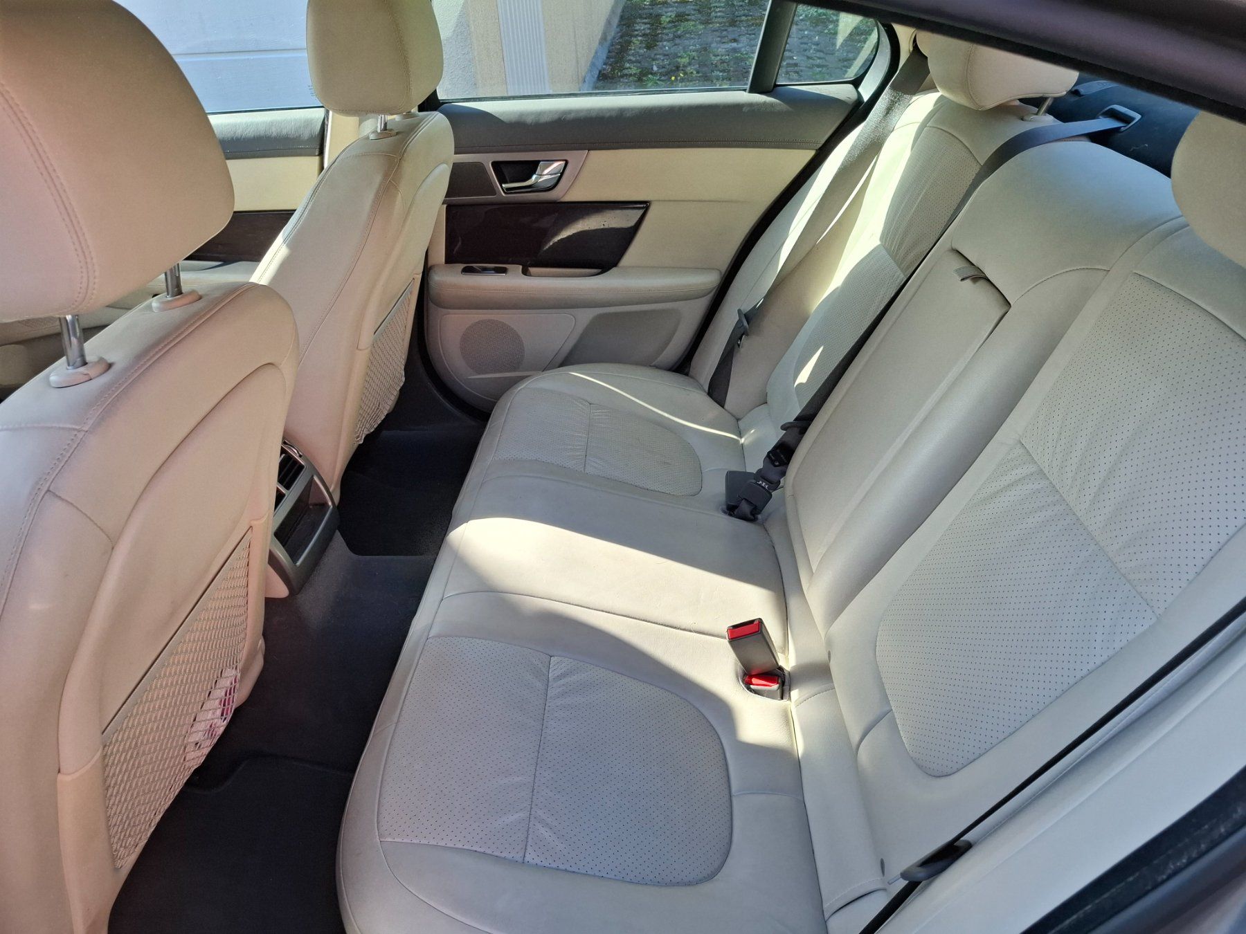 Jaguar Autos: Jaguar XF 2.7L DV6 – Gebraucht aus Bendern von Hermi2jeep 4
