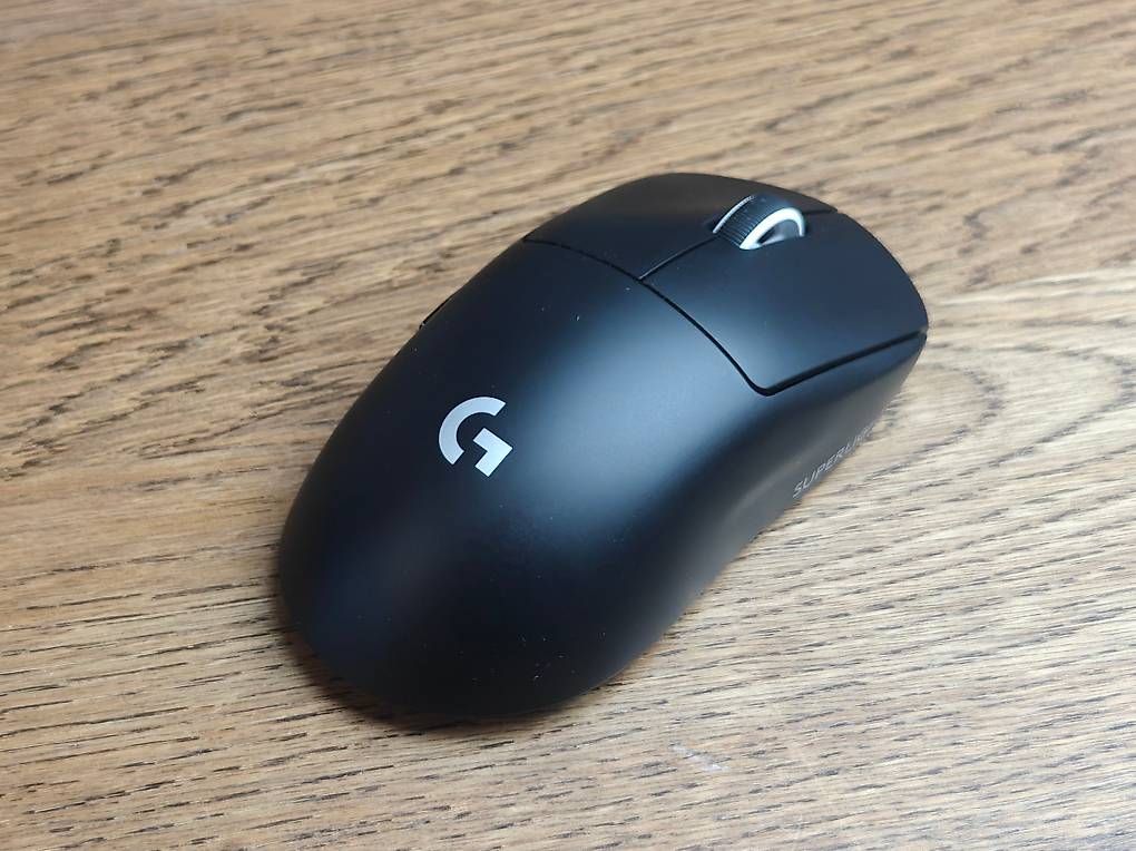 Logitech Mouse: Logitech G Pro X Superlight 2 Wireless Maus - Neuwertig – Usato da Seon venduto da mrwolfie 1