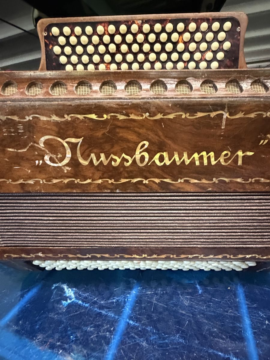 Musikinstrumente: Nausbaum  – Gebraucht aus Muhen von MiGeiss64 1