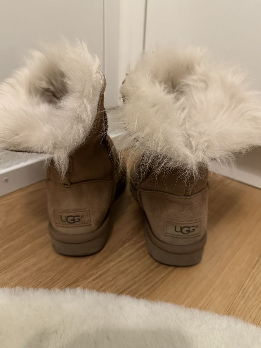 Ugg Chaussures femmes: UGG Stiefel – Neuf (Voir description) à Bülach par lin_2s68 3