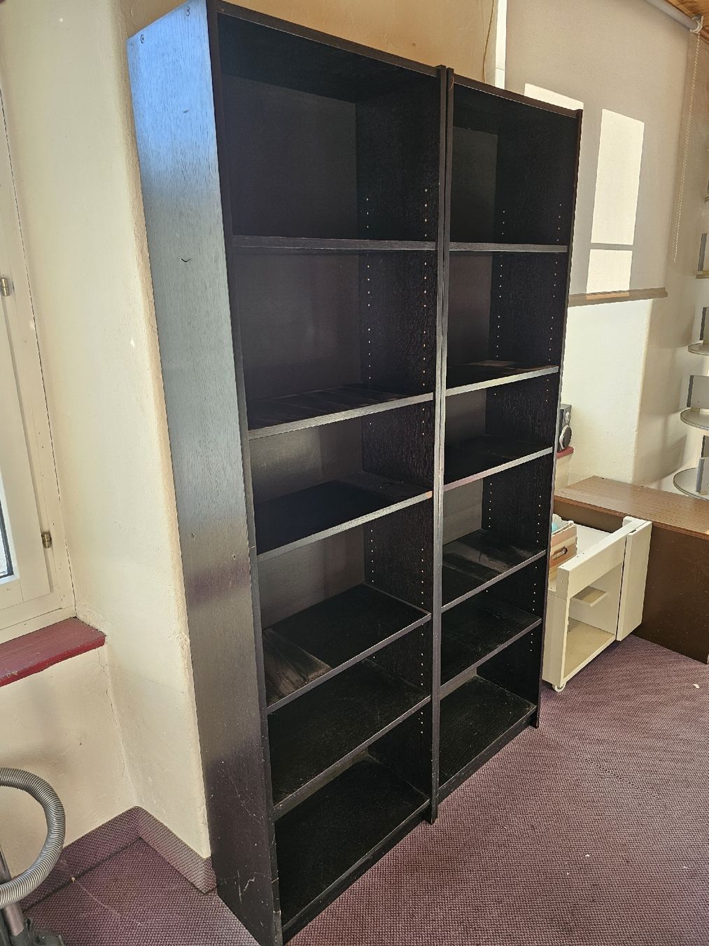 Scaffali: 2 schwarze Bücherregale – Usato da Meisterschwanden venduto da Hummer21 1