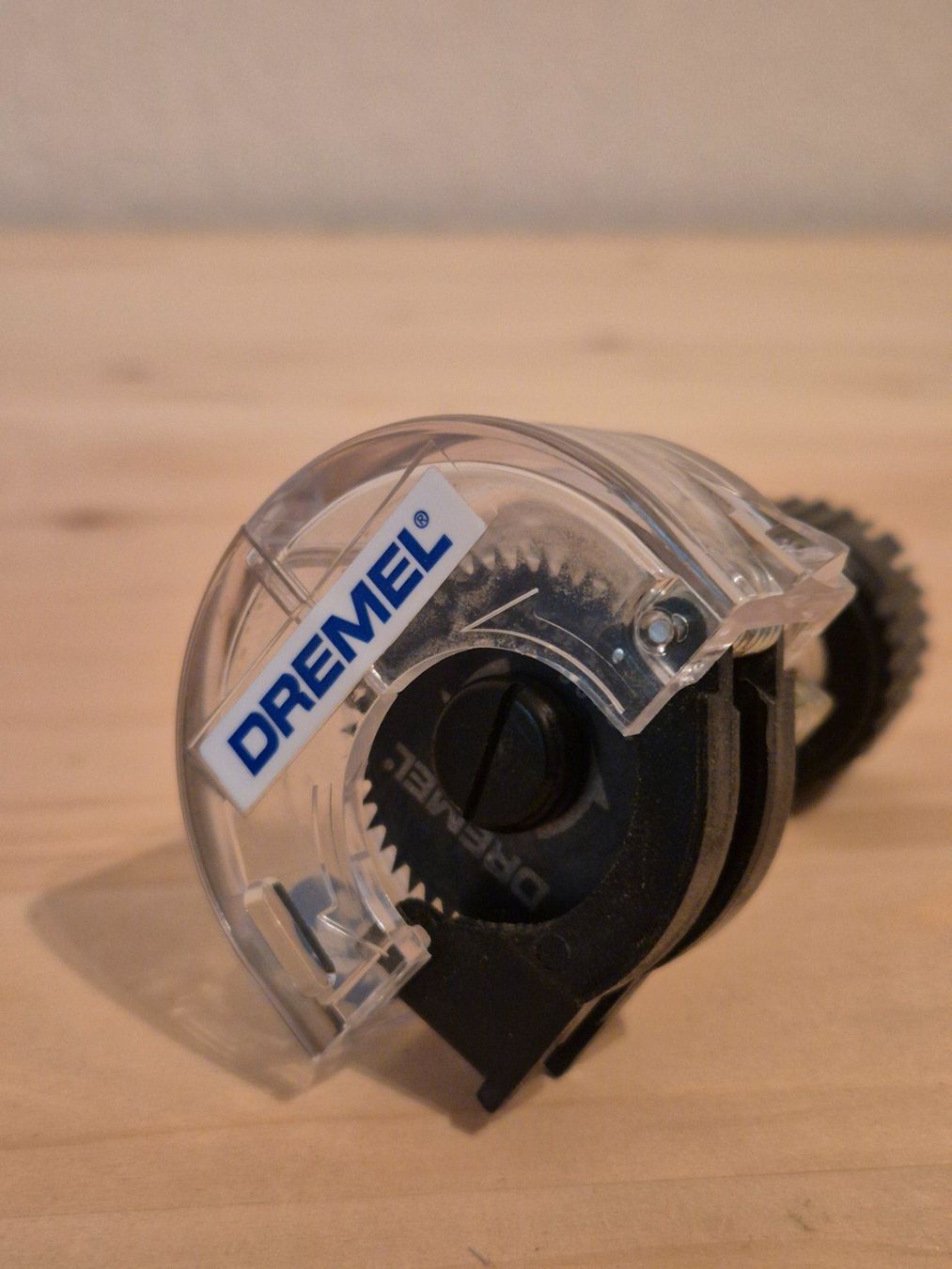 Dremel Tutti gli attrezzi: ACCESSOIRES DREMEL - MINI SCIE CIRCULAIRE + GUIDE DE COUPE – Usato da St-Imier venduto da Psaturnin 1