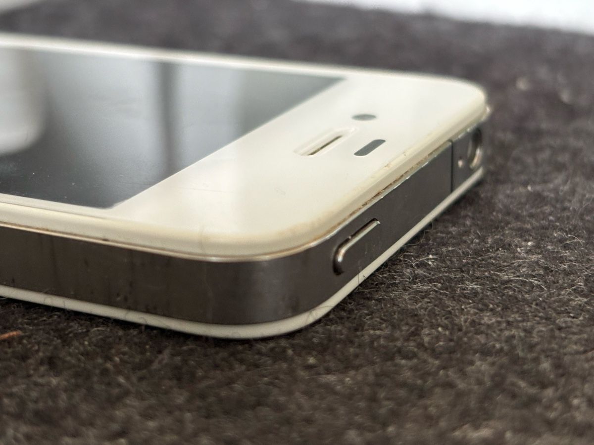 Apple Handys / Smartphones: iPhone 4 – Defekt aus Basel von dav_9vty 3