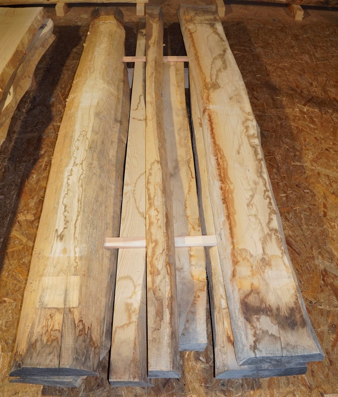 Articoli in legno: Bretter Esche – Nuovo e nell'imballaggio originale da Lohn GR venduto da Nilo87 2