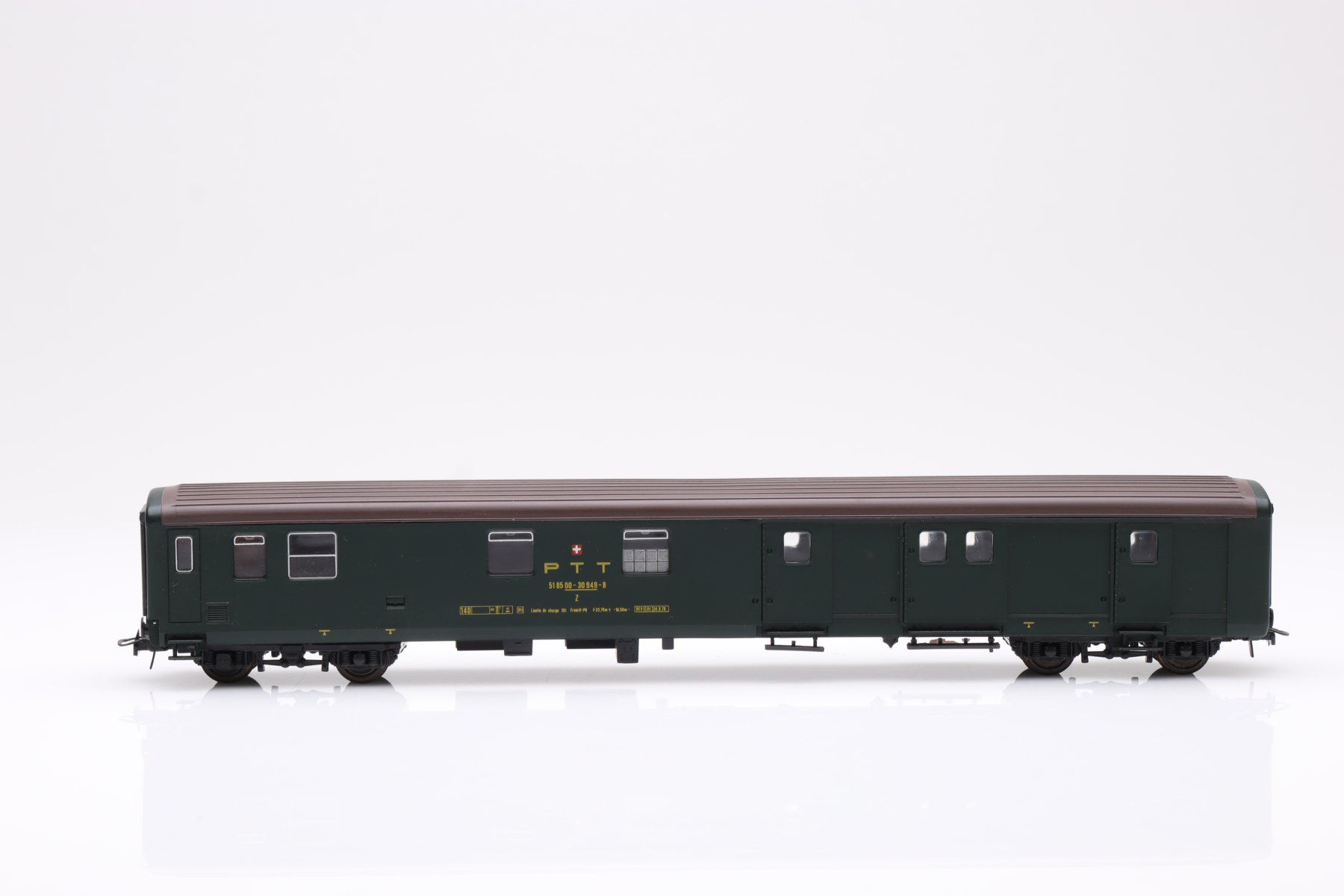 Roco Modellini di ferrovie: Roco SBB/PTT Wagen DC, H0 – Usato da Ried (Muotathal) venduto da Modellbahn.swiss 1