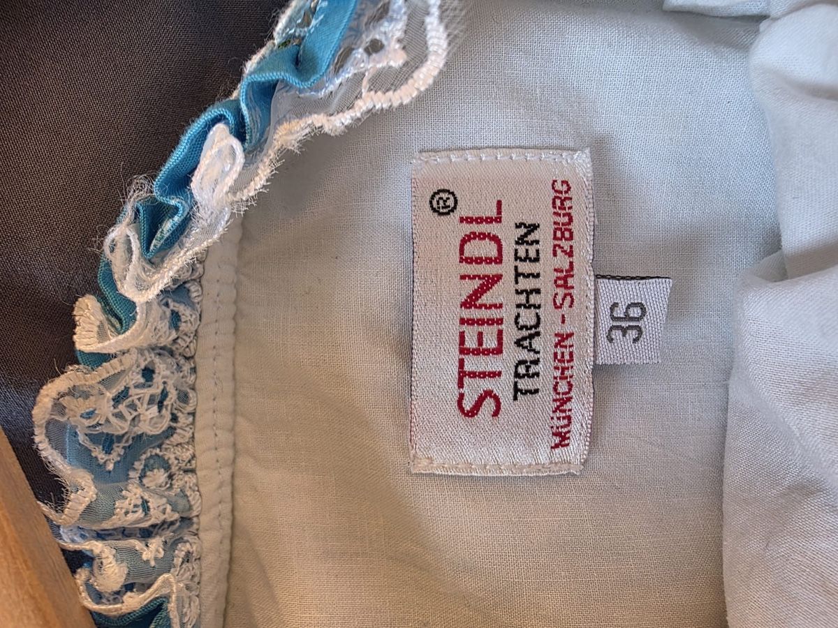 Vestiti: Dirndl von Steindl München – Usato da Bonstetten venduto da Visor9 3