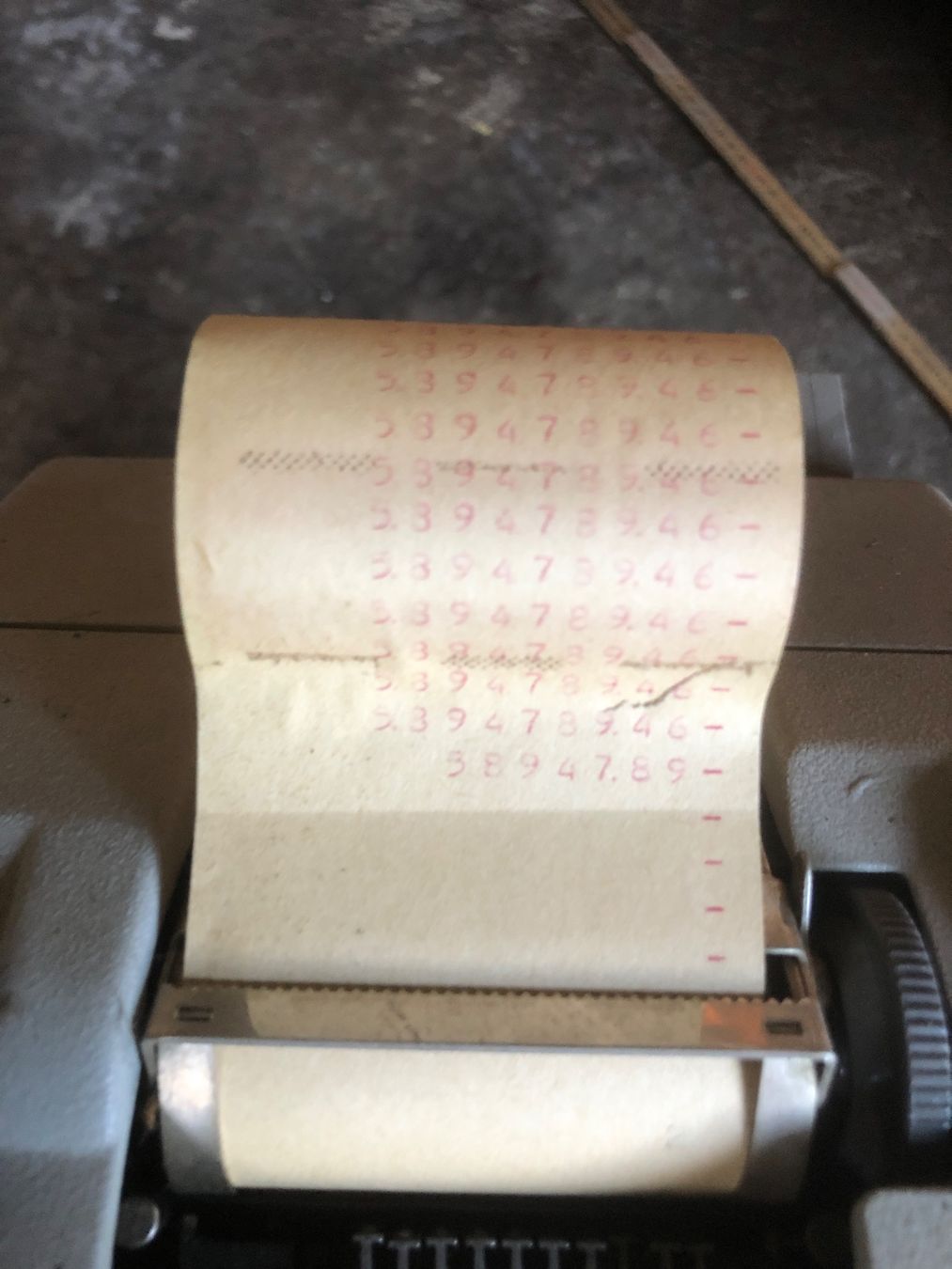 Calcolatrici tascabili: Calculatrice vintage Britmos Model 1208 – Usato da Chénens venduto da Touta1franc 2
