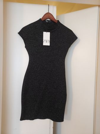 Mini-robe Zara noire à paillettes, taille S, neuve! ✨